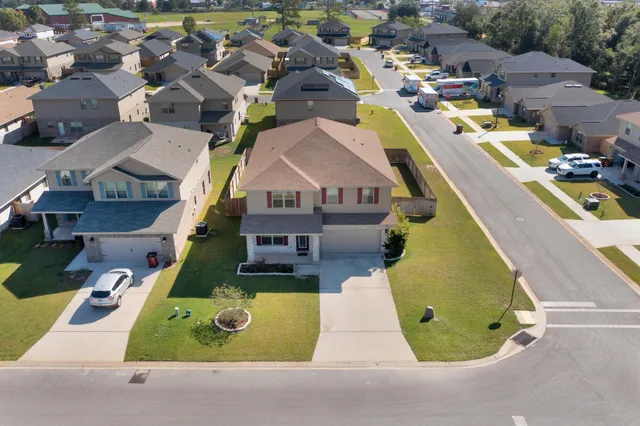 $435,799 | 231 Baycliff Drive, Crestview, FL 32536