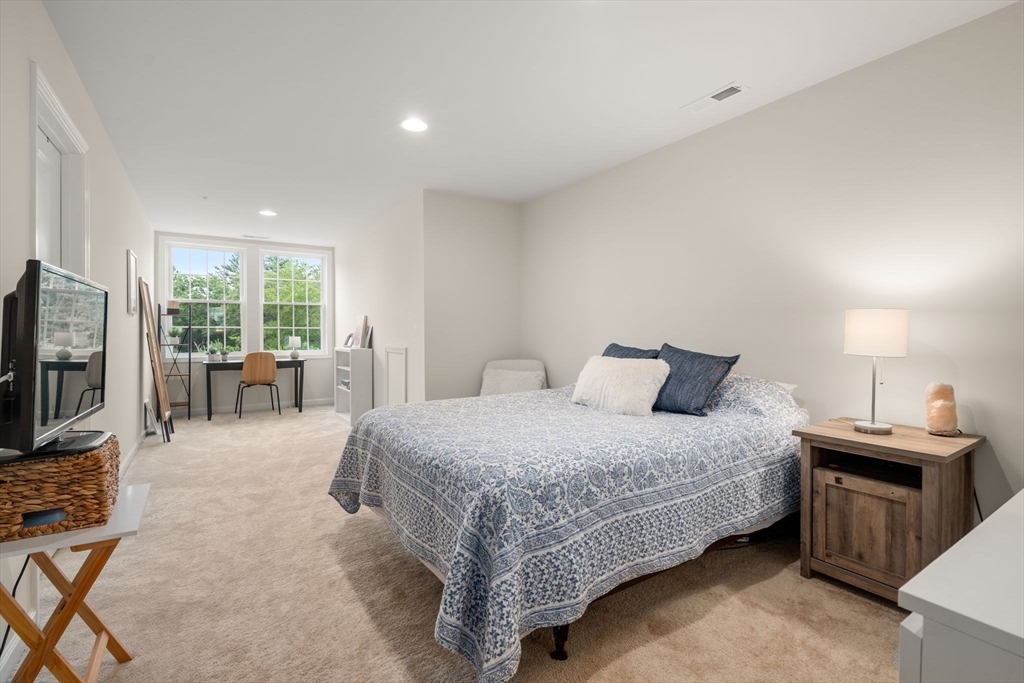 56 Shannon Way, Unit 56 Upton, MA 01568 - Photo 20 of 36