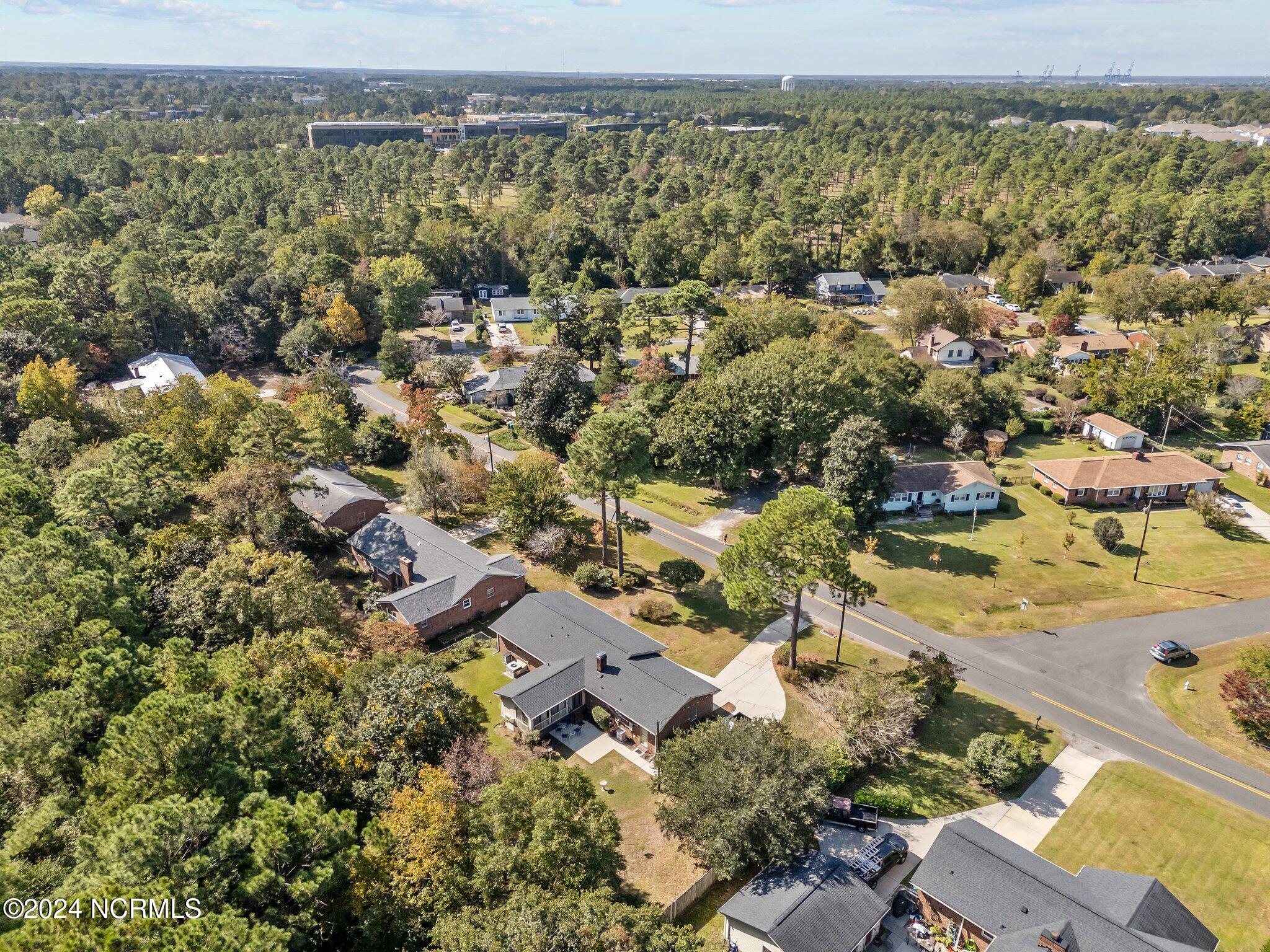 4103 Halifax Road Wilmington, NC 28403 - Photo 38 of 41 24-web-or-mls-DJI_20241023122031_0750_D