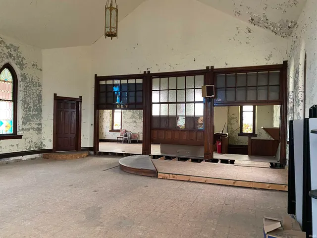 105 McKee Street, Macy, IN 46951