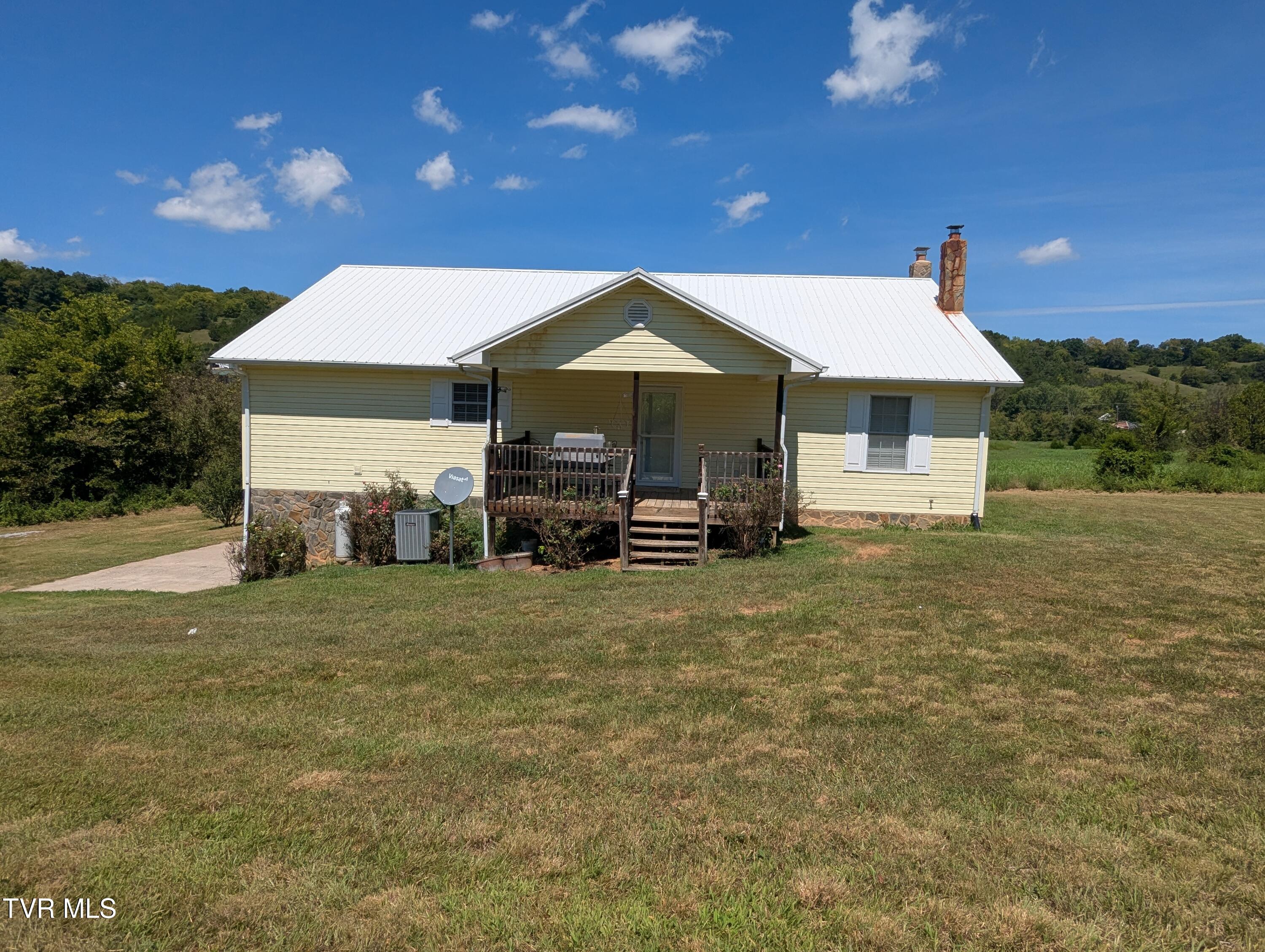 7991 Warrensburg Road Mosheim, TN 37818 - Photo 4 of 63 PXL_20260825_165425702