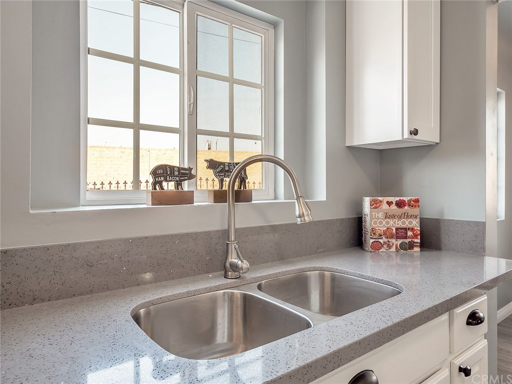 4644 Triggs Street Commerce, CA 90040 - Photo 15 of 69