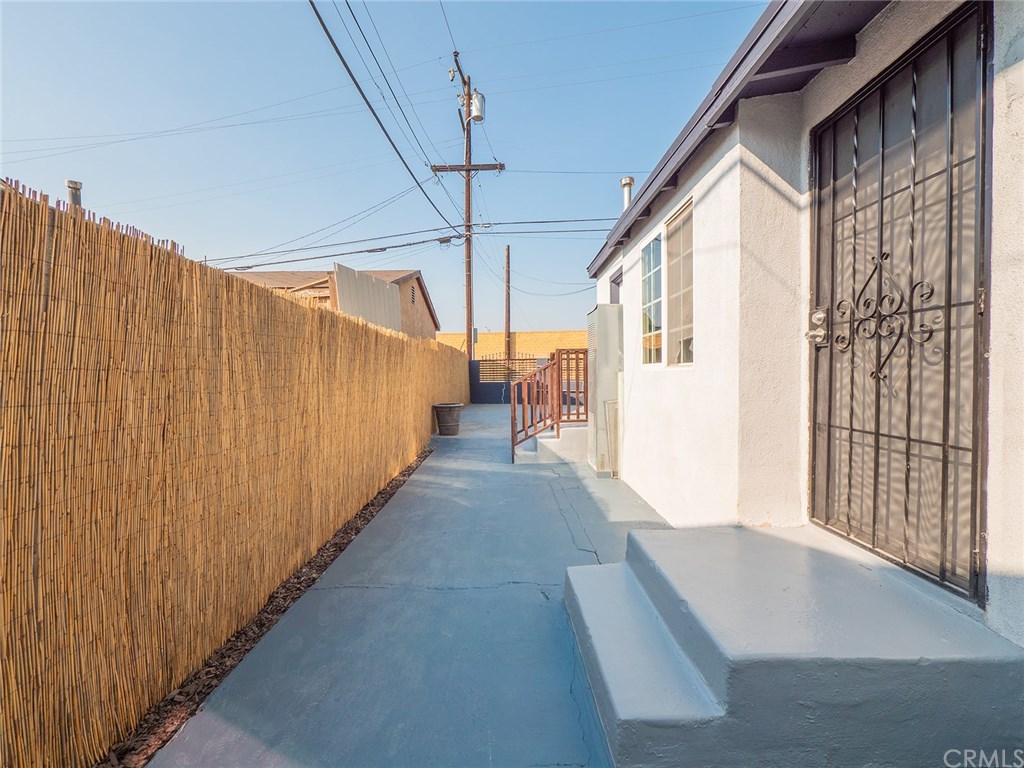 4644 Triggs Street Commerce, CA 90040 - Photo 38 of 69