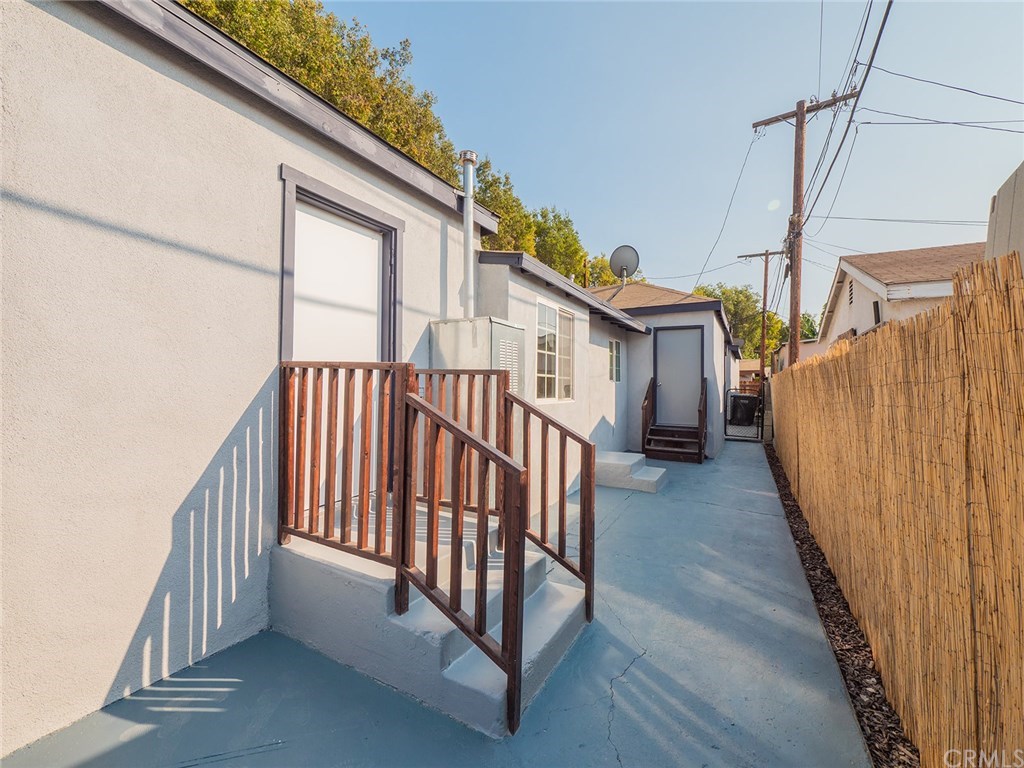 4644 Triggs Street Commerce, CA 90040 - Photo 40 of 69