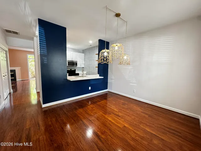 $1,900 | 5813 Wrightsville Avenue, Unit 160, Wilmington, NC 28403