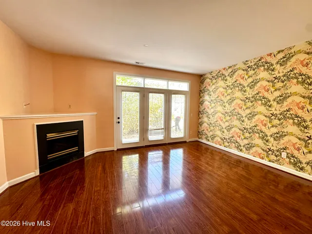 $1,900 | 5813 Wrightsville Avenue, Unit 160, Wilmington, NC 28403