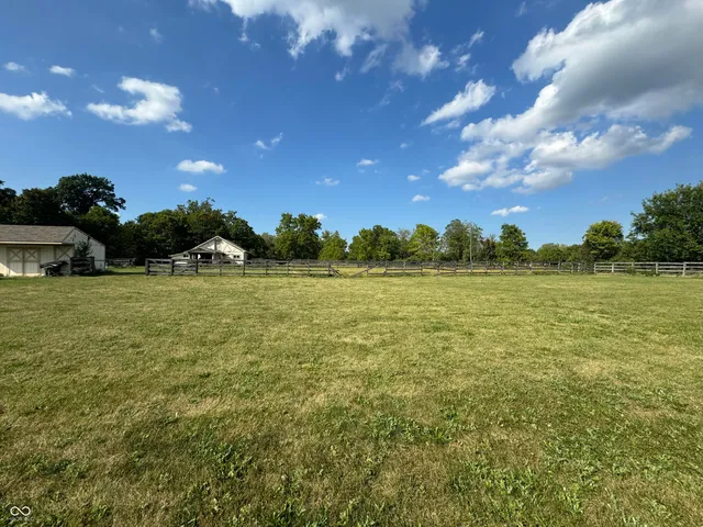 $850,000 | 6410 East 106th Street, Fishers, IN 46038