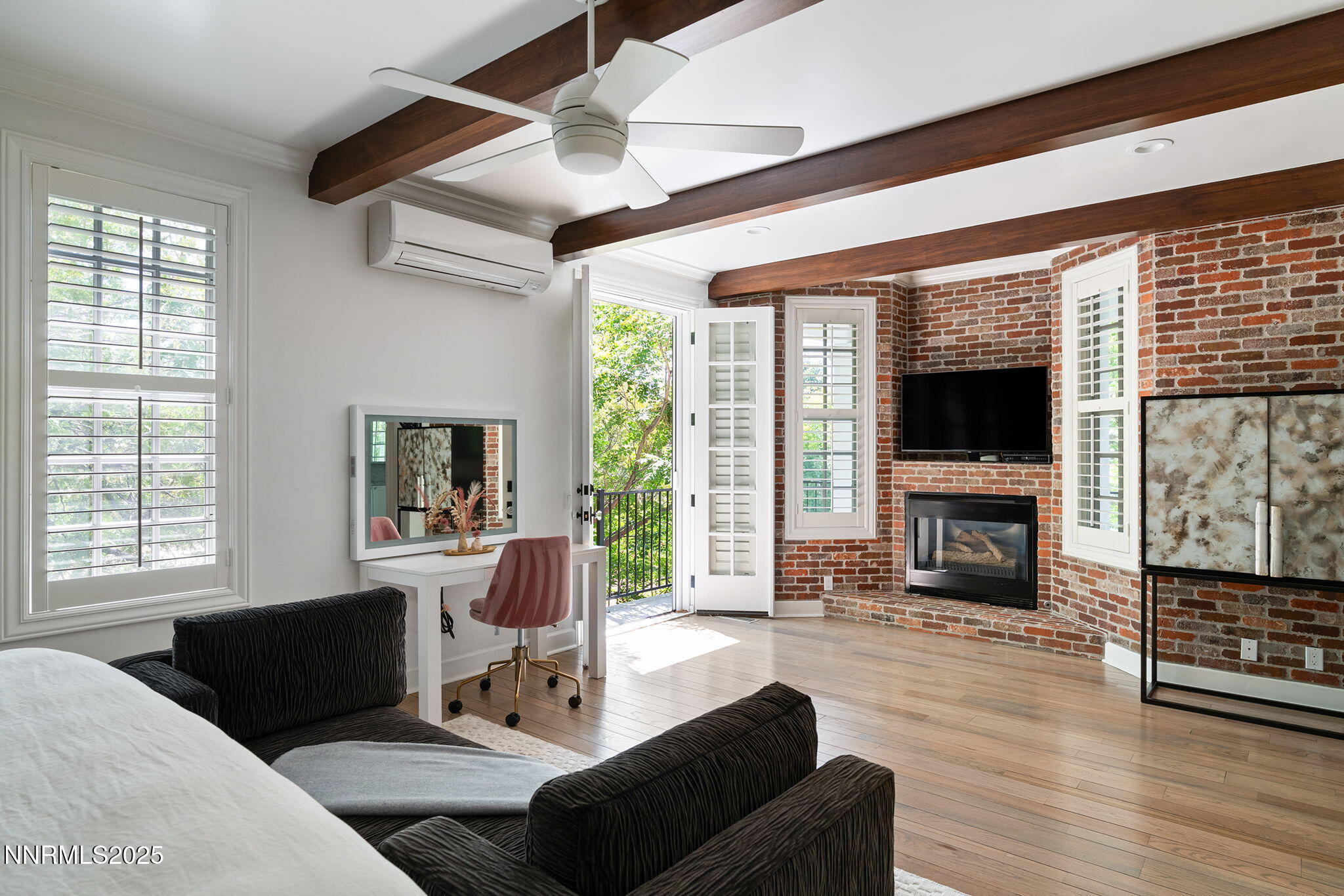 144 Greenridge Drive Reno, NV 89509 - Photo 30 of 71 a living room with fireplace furniture and a large window