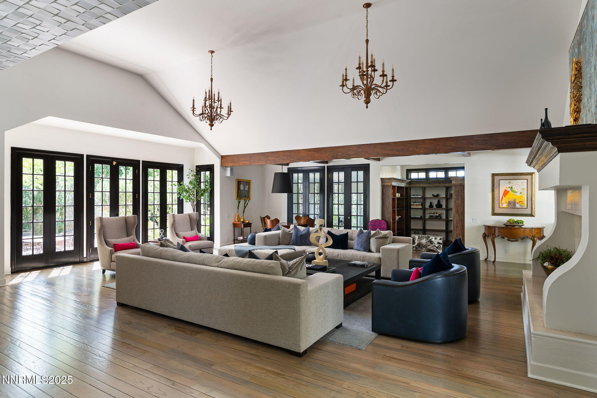 144 Greenridge Drive Reno, NV 89509 - Photo 4 of 71 17-web-or-mls-_DSC3827