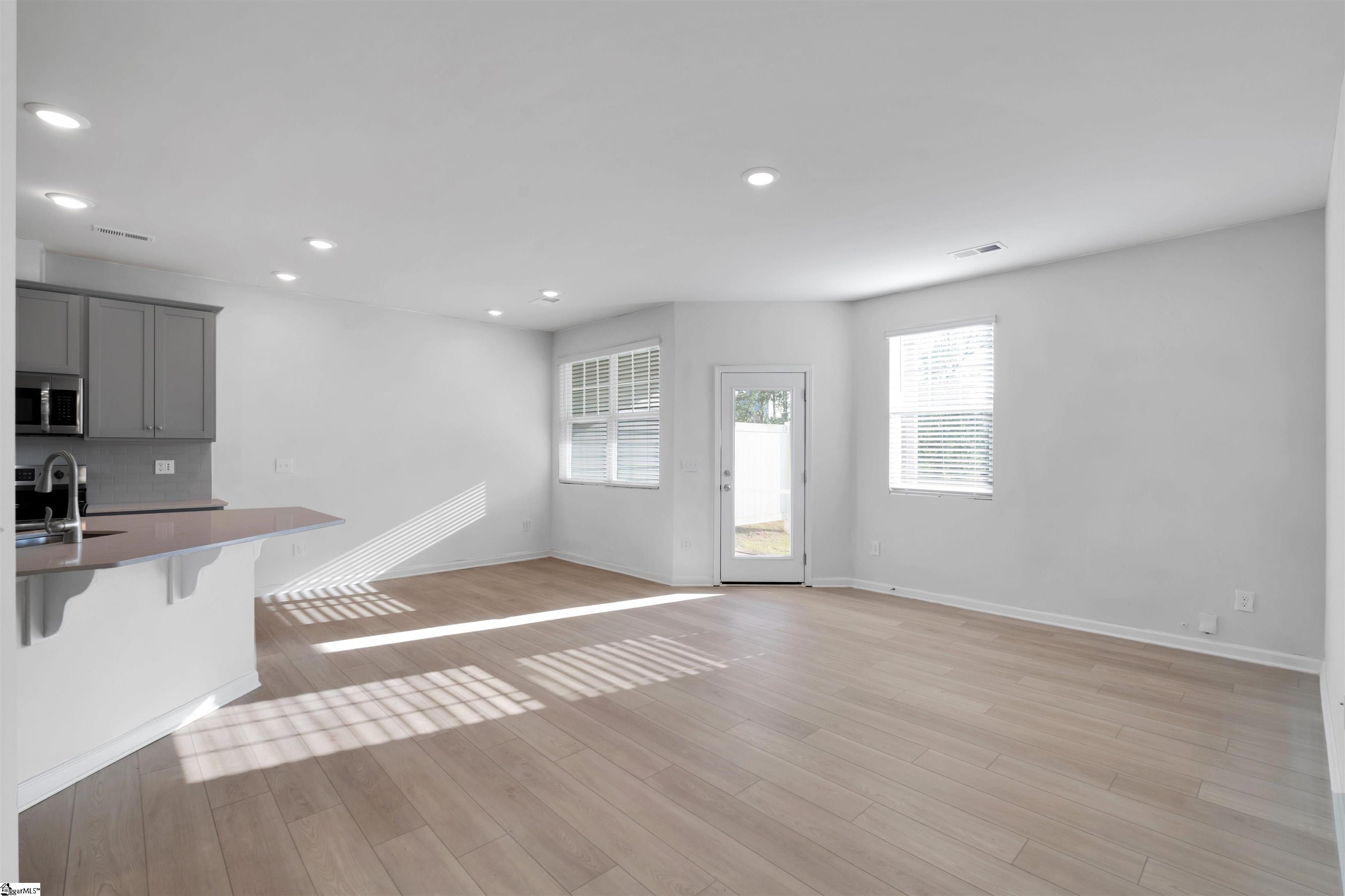 307 East Compass Way Easley, SC 29640 - Photo 11 of 28 Gallery Image 11