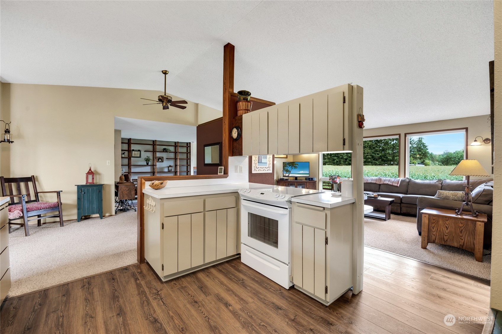 19922 Ben Howard Road Monroe, WA 98272 - Photo 11 of 37 Gallery Image 11