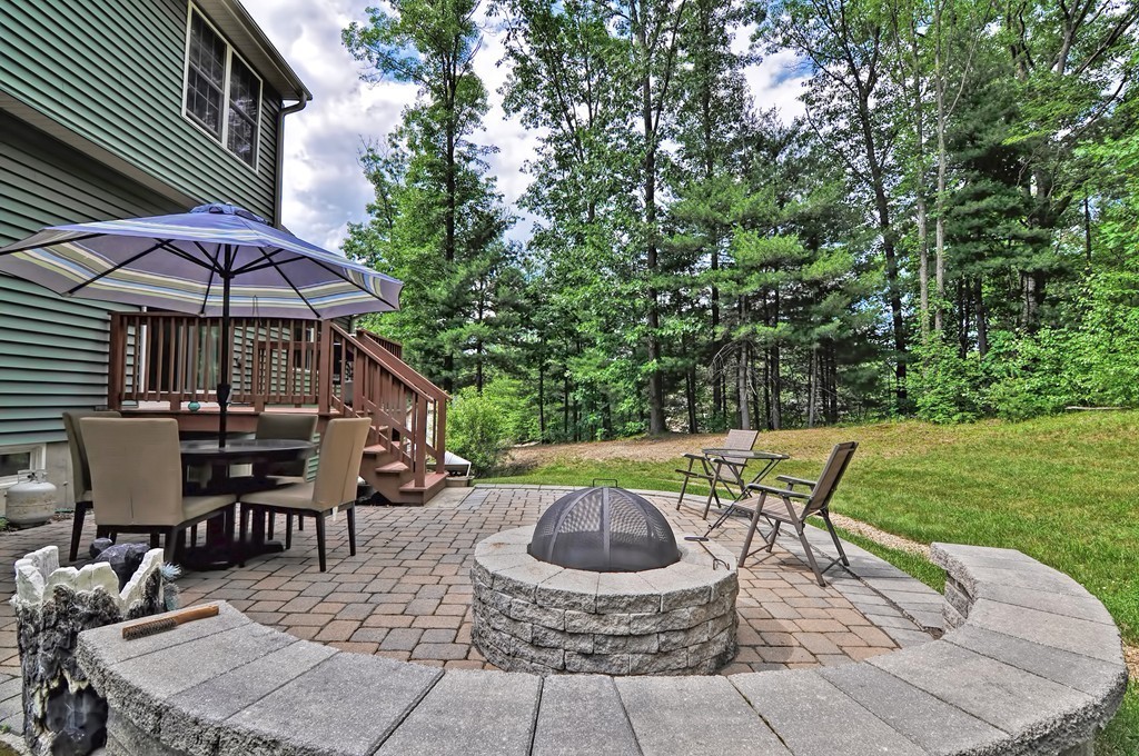 99 Snake Hill Road Ayer, MA 01432 - Photo 5 of 29 Gallery Image 5