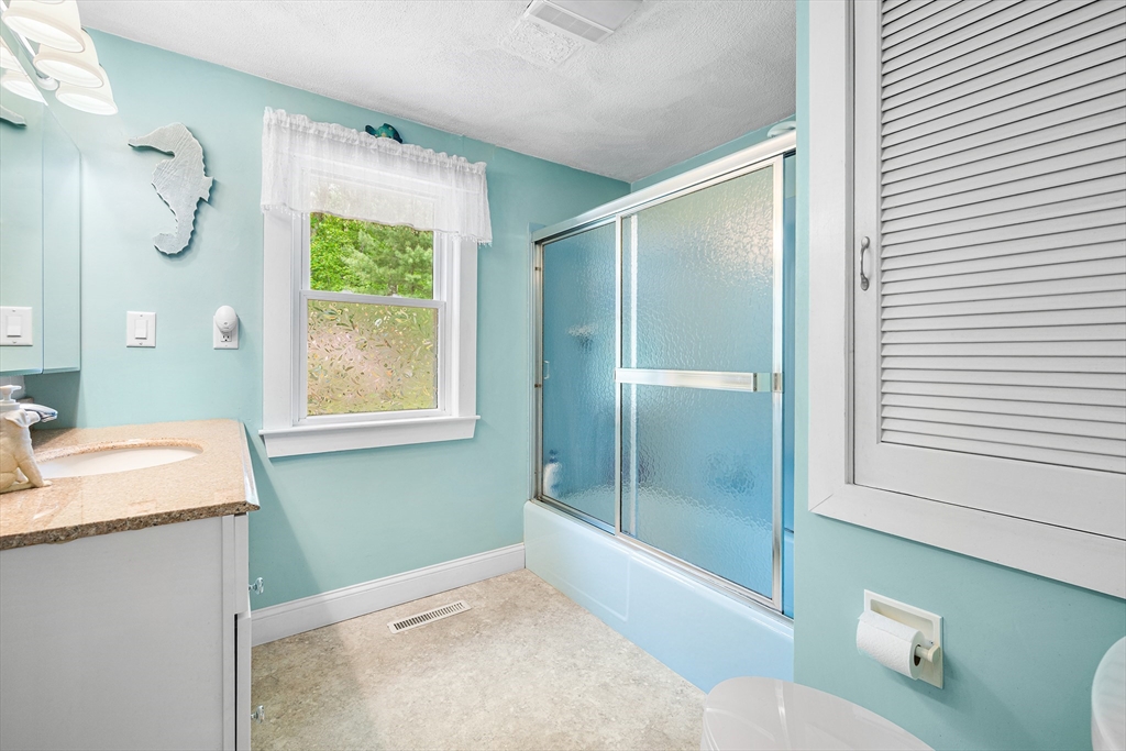 185 Randall Road Stow, MA 01775 - Photo 10 of 28