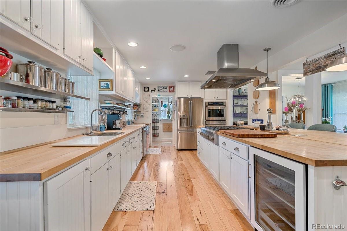 1009 West Ridge Road Littleton, CO 80120 - Photo 6 of 40