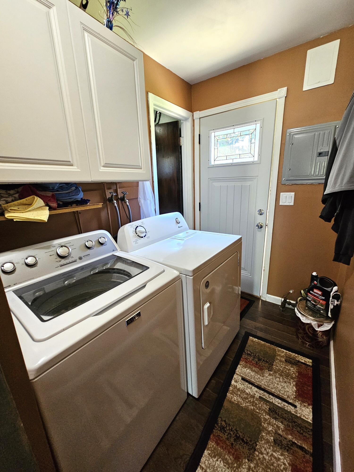 7335 Miller Road Swartz Creek, MI 48473 - Photo 17 of 28 Gallery Image 17