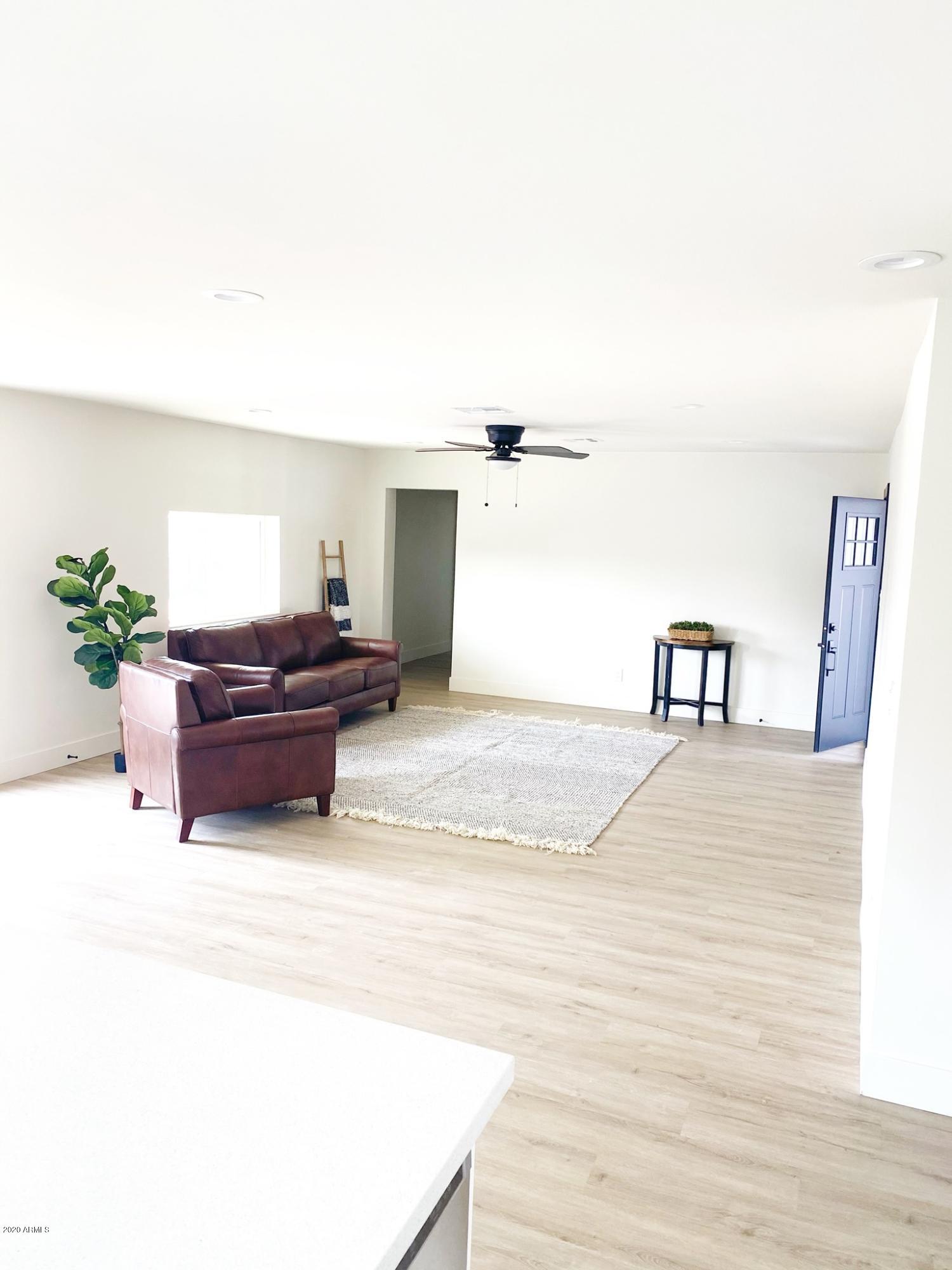8701 East Chaparral Road Scottsdale, AZ 85250 - Photo 8 of 32 FCA9E8C6-0383-436B-8A21-BF70AAADD129
