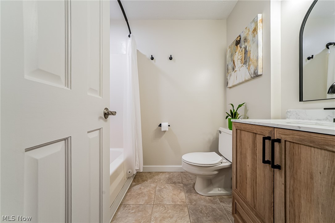 9956 Johnnycake Ridge Road, Unit E15 Painesville, OH 44077 - Photo 27 of 49 Gallery Image 27