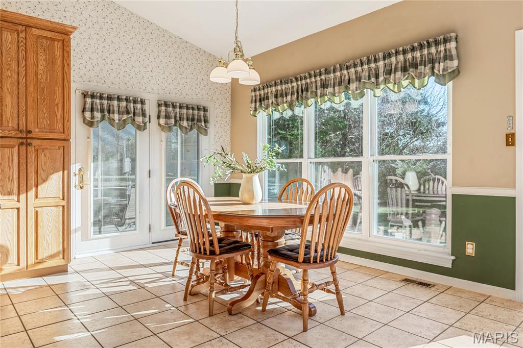 265 Camelot Drive Weldon Spring, MO 63304 - Photo 25 of 44