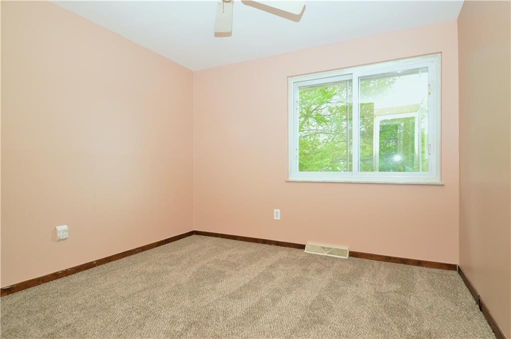 1283 Rolling Meadow Road Pittsburgh, PA 15241 - Photo 16 of 25 Gallery Image 16