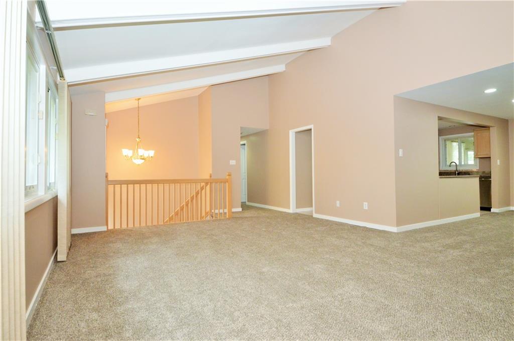 1283 Rolling Meadow Road Pittsburgh, PA 15241 - Photo 5 of 25 Gallery Image 5