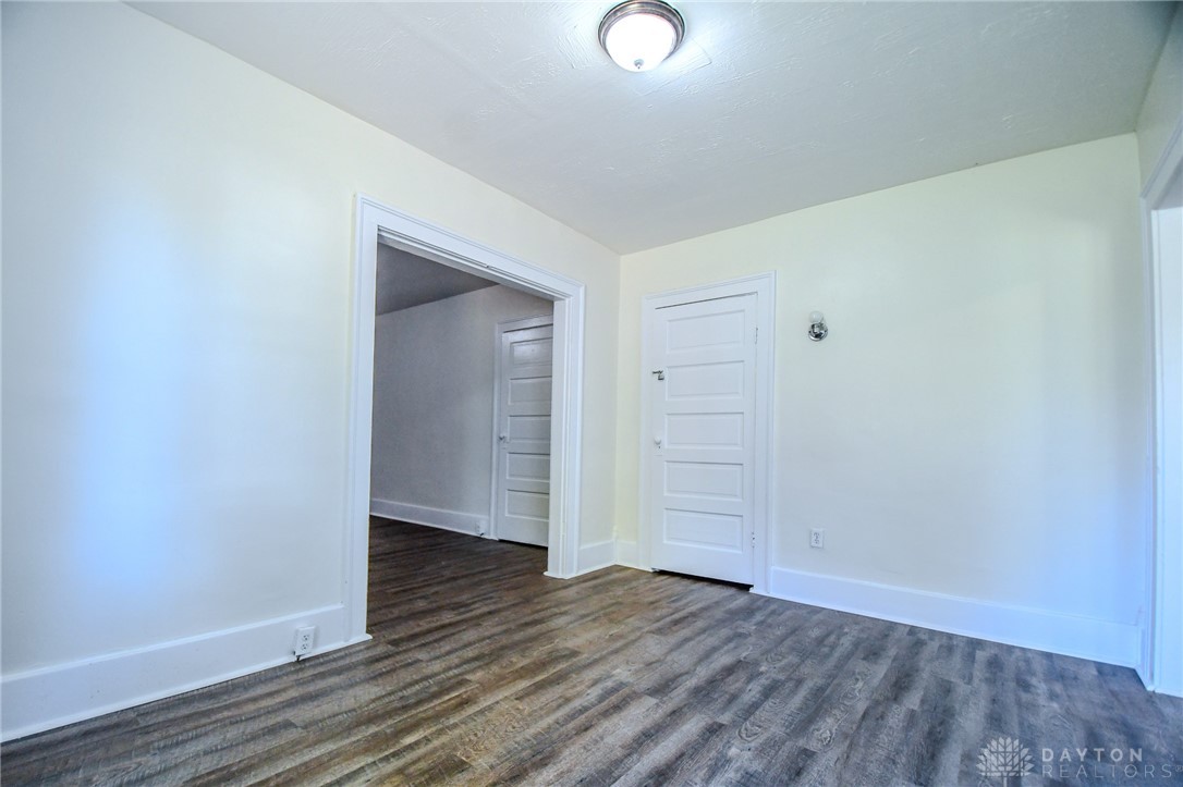 828 East Main Street Springfield, OH 45503 - Photo 19 of 46
