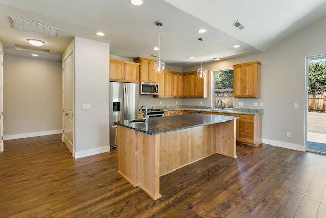 116 North 3rd Street Talent, OR 97540 - Photo 5 of 22 Master suite with slider to backyard