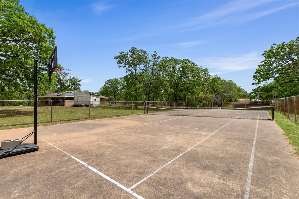 5706 Point La Vista Road Malakoff, TX 75148 - Photo 28 of 28 a view of a tennis court