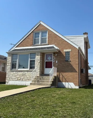 $379,900 | 4920 North Nagle Avenue, Chicago, IL 60630
