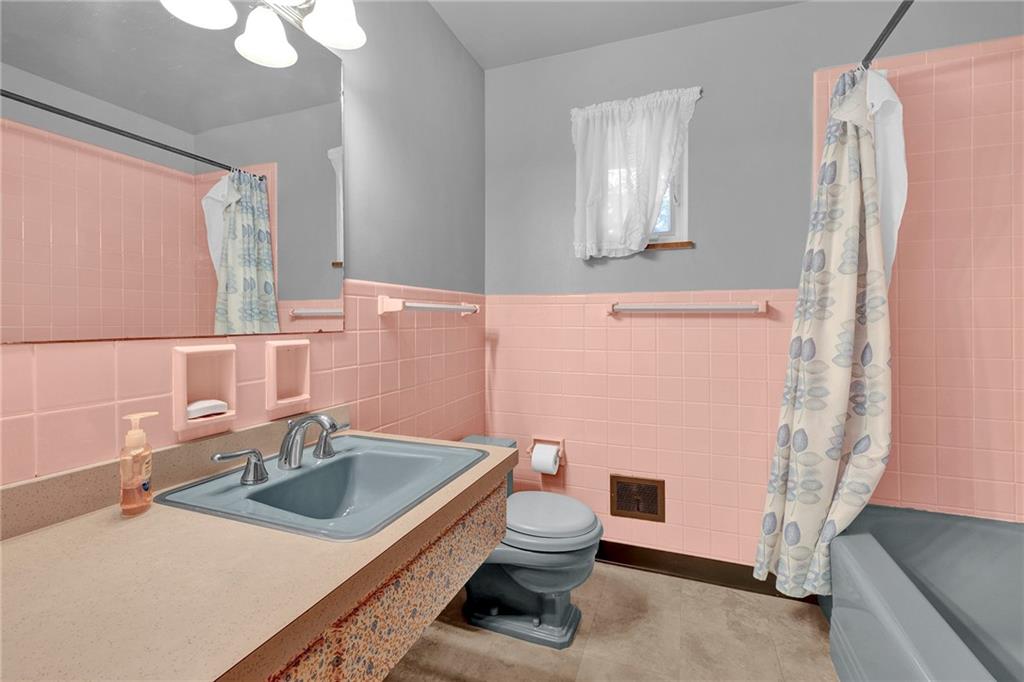 11 Darlington Road Beaver Falls, PA 15010 - Photo 17 of 24 Gallery Image 17