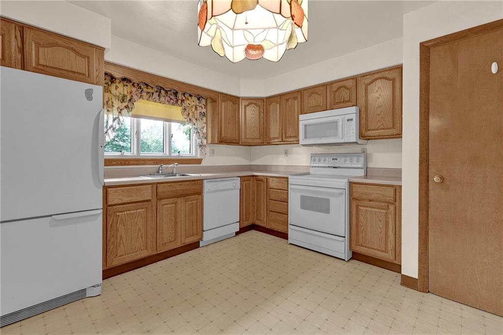 11 Darlington Road Beaver Falls, PA 15010 - Photo 7 of 24 Gallery Image 7