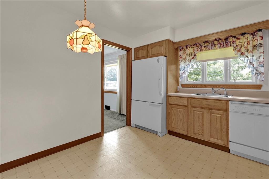 11 Darlington Road Beaver Falls, PA 15010 - Photo 8 of 24 Gallery Image 8