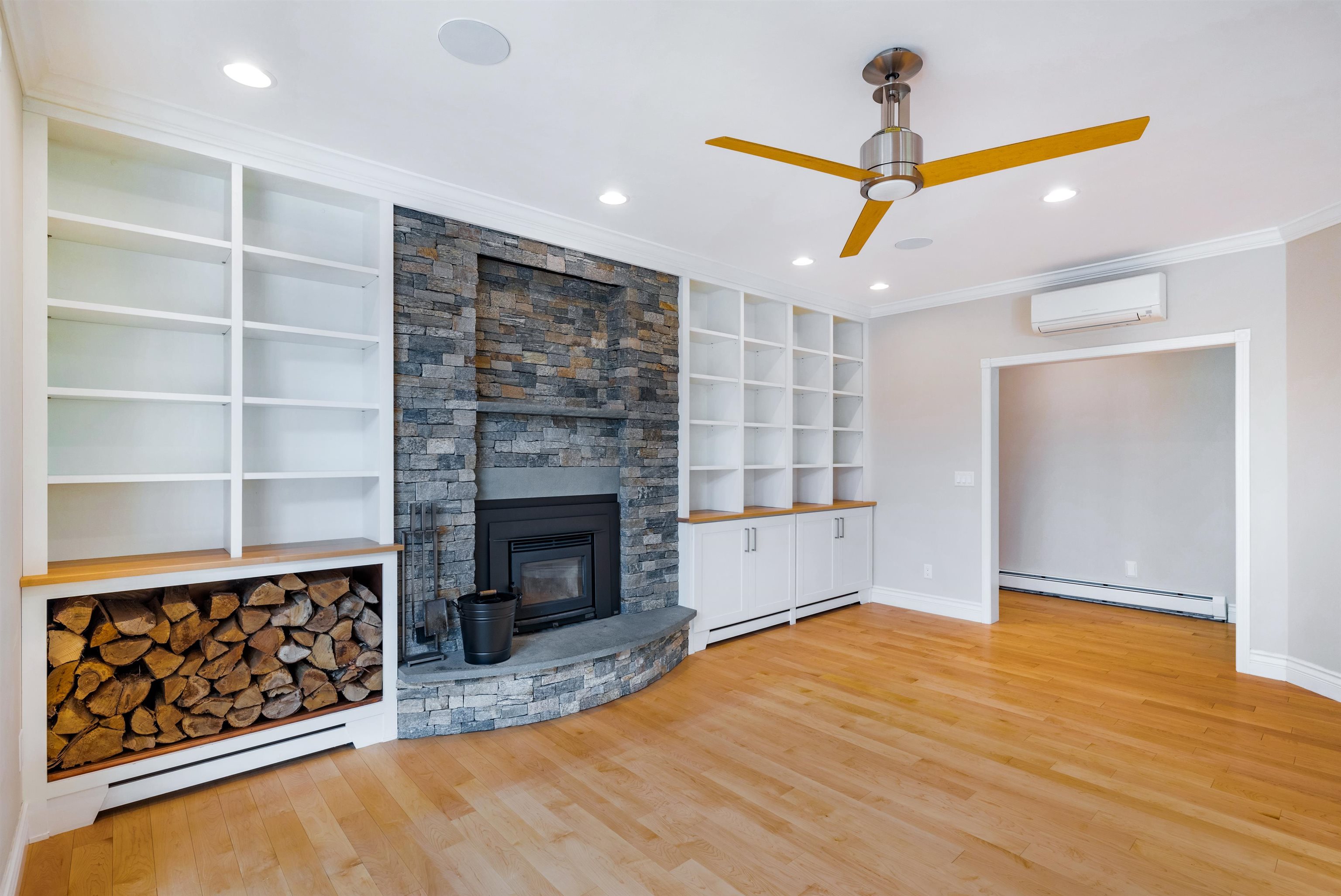 345 Meadowridge Road Williston, VT 05495 - Photo 7 of 60 Gallery Image 7