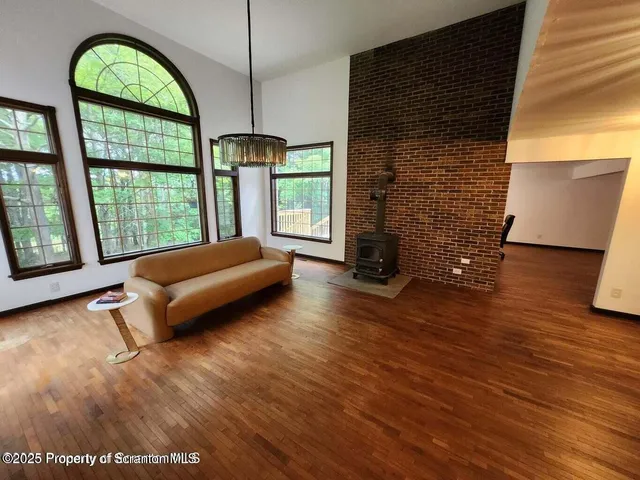 a view of kitchen and dining area with furniture