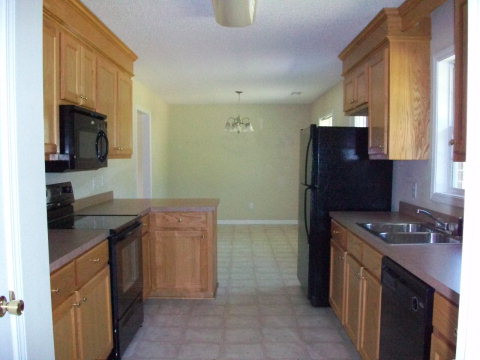 820 George Washington Wedgefield, SC 29168 - Photo 5 of 7