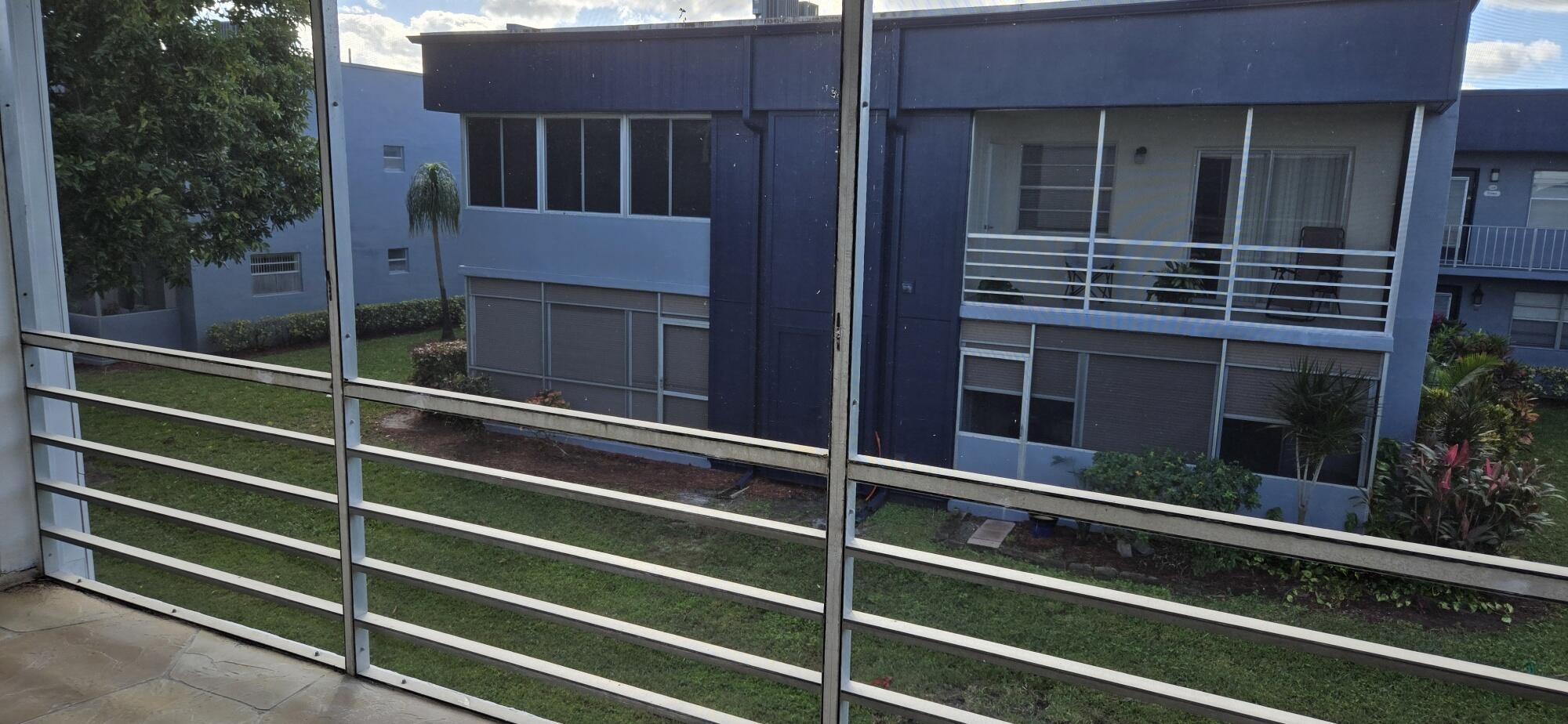 186 Burgandy Way Delray Beach, FL 33484 - Photo 17 of 26 a view of balcony