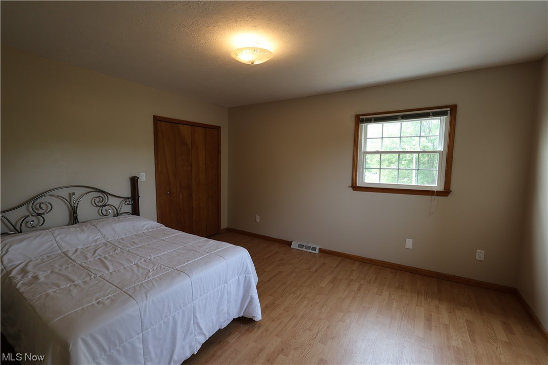 40048 Whitney Road Lagrange, OH 44050 - Photo 22 of 31 2nd Bedroom