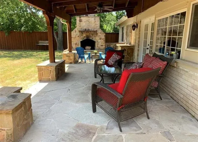 a view of front door of house