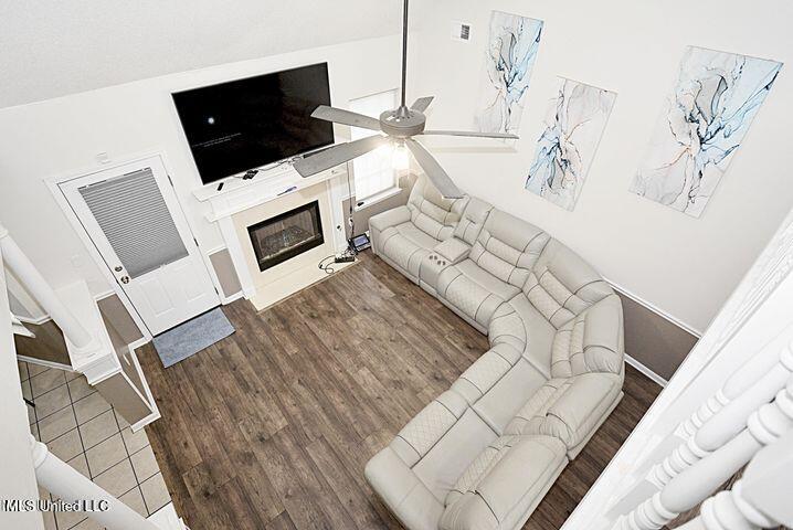 9195 Lakeside Drive Olive Branch, MS 38654 - Photo 7 of 22 Upstairs View of Great Room