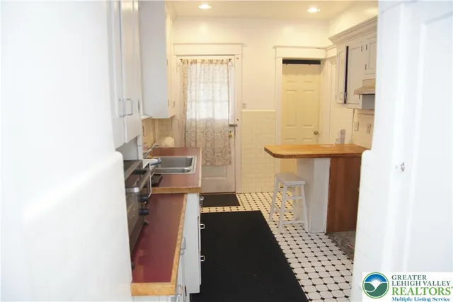 $460,000 | 1831 Hamilton Street, Allentown, PA 18104