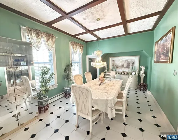 $779,000 | 33 West Newell Avenue, Rutherford, NJ 07070