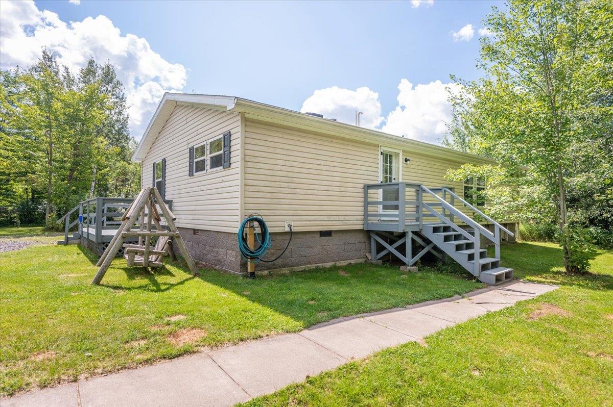 3777 Nemadji Loop Road Superior, WI 54880 - Photo 23 of 35