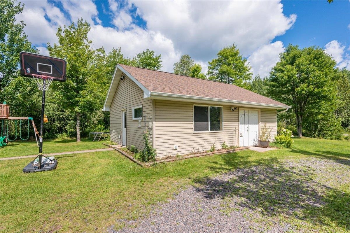 3777 Nemadji Loop Road Superior, WI 54880 - Photo 26 of 35