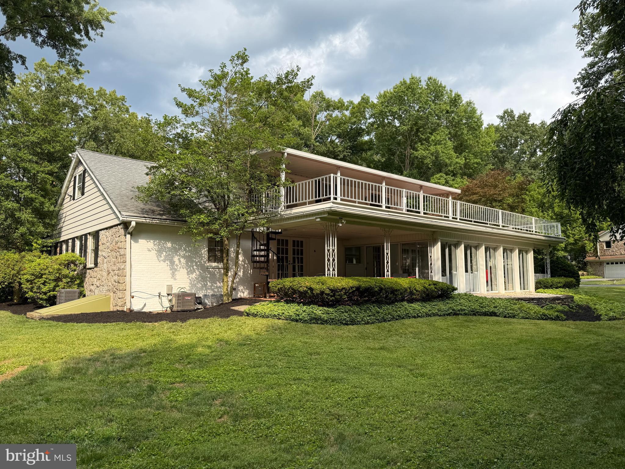 1202 Old Mill Road Reading, PA 19610 - Photo 3 of 33 Gallery Image 3