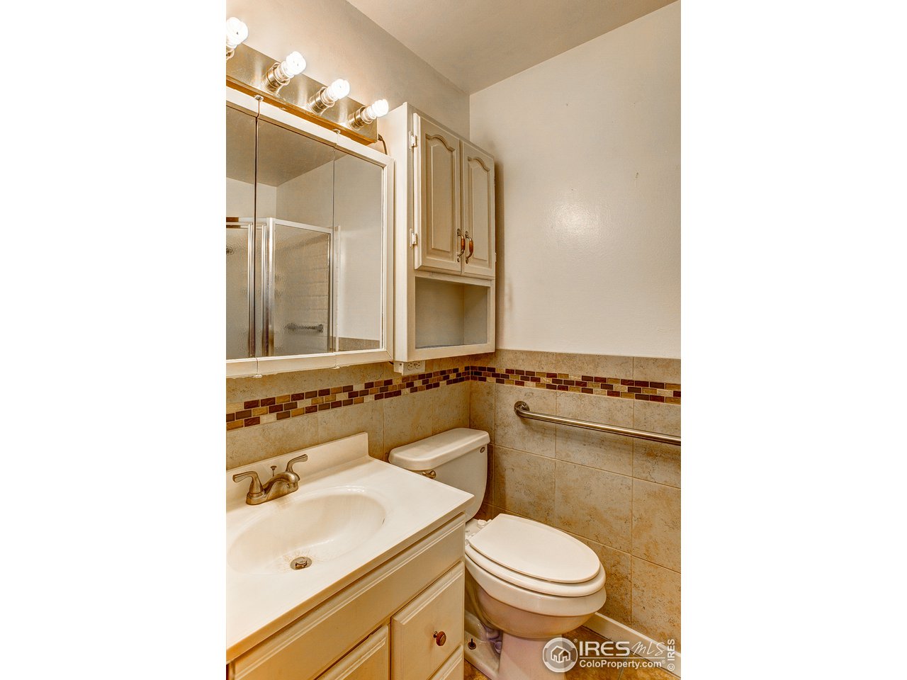417 East Drake Road, Unit F4 Fort Collins, CO 80525 - Photo 17 of 23 3/4 bathroom
