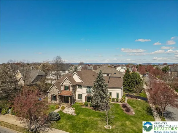 $959,900 | 49 Crest Boulevard, Easton, PA 18045