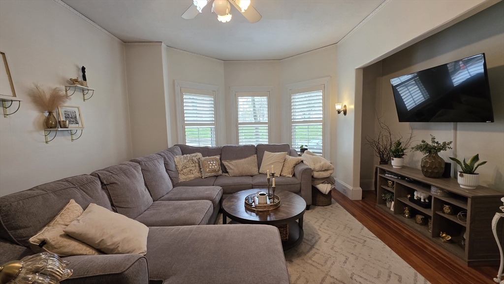 48 N Street, Unit 1 Boston, MA 02127 - Photo 3 of 25