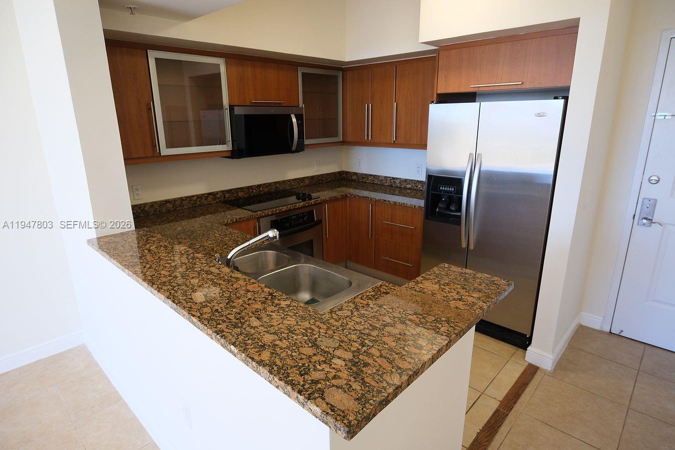 888 Douglas Road, Unit 1012 Coral Gables, FL 33134 - Photo 9 of 14