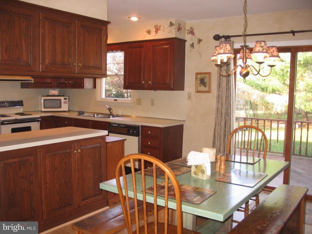 1625 Silver Spring Road Landisville, PA 17538 - Photo 4 of 15 Gallery Image 4