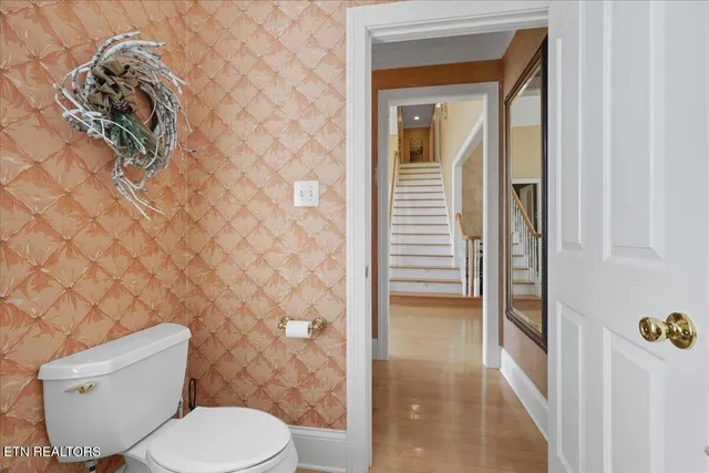 $1,570,000 | 527 Mountain View Drive, Vonore, TN 37885