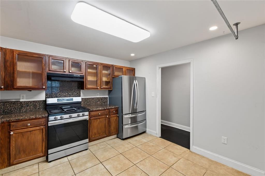 2492 Maple Street East Point, GA 30344 - Photo 19 of 53 Gallery Image 19